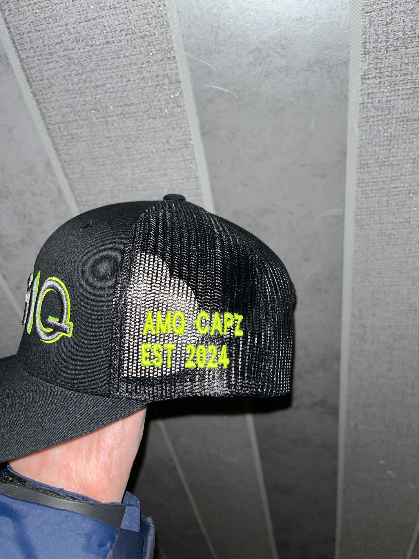 Dark grey Neon & black cap